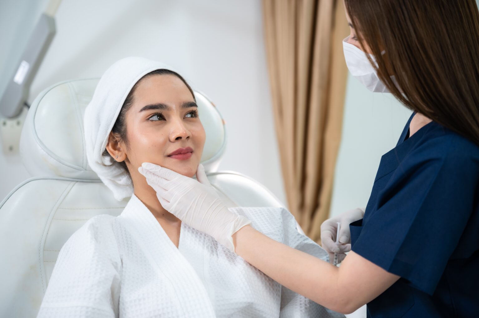 Nikmati operasional klinik kecantikan yang lancar dengan Aoikumo™.